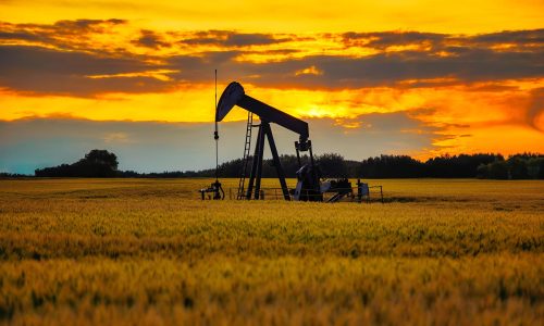 oil-well-in-sun-set